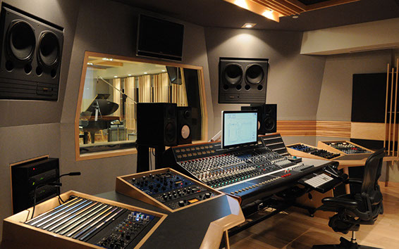 picture of a recording studio